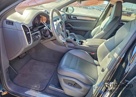 2022 Porsche Cayenne Coupe z USA, uszkodzony, nr VIN WP1BA2AY3NDA49763